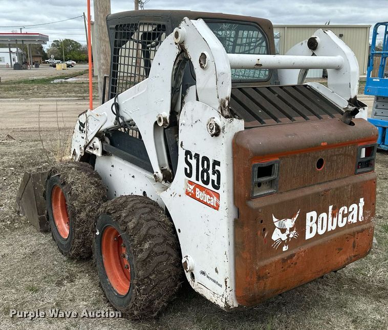 image for item KL9193 2006 Bobcat S185  skid steer loader