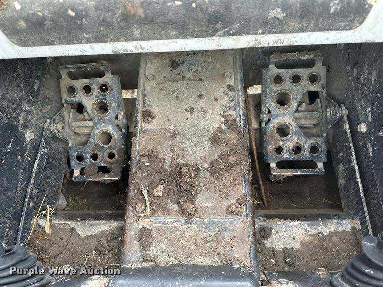 image for item KL9193 2006 Bobcat S185  skid steer loader