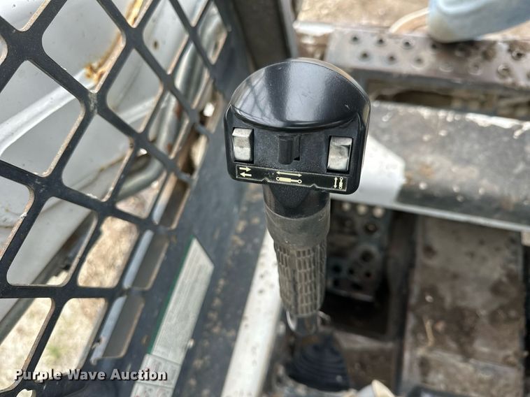 image for item KL9193 2006 Bobcat S185  skid steer loader