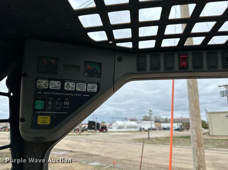 image for item KL9193 2006 Bobcat S185  skid steer loader