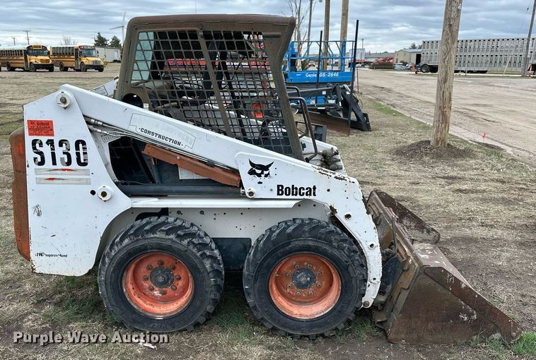 image for item KL9196 2005 Bobcat S130  skid steer loader