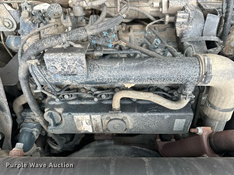 image for item KL9196 2005 Bobcat S130  skid steer loader