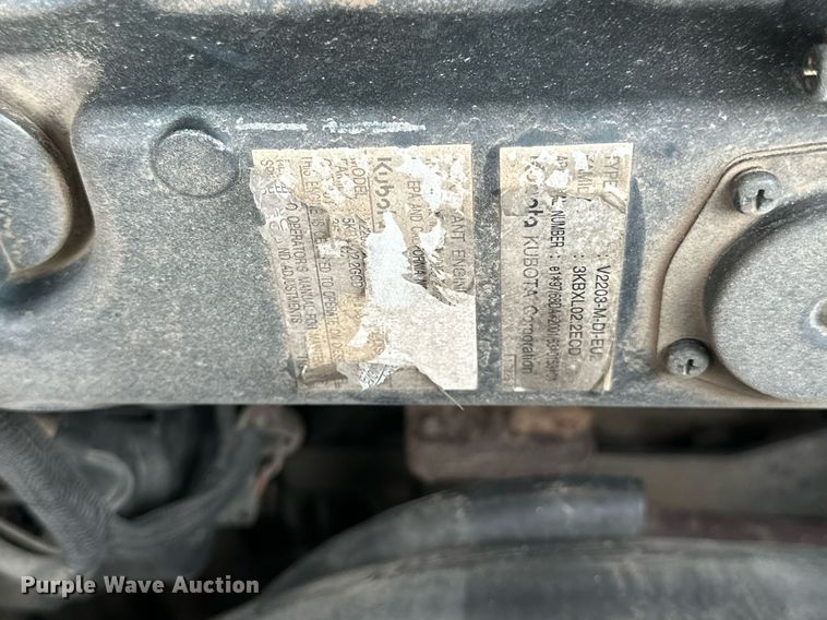 image for item KL9196 2005 Bobcat S130  skid steer loader