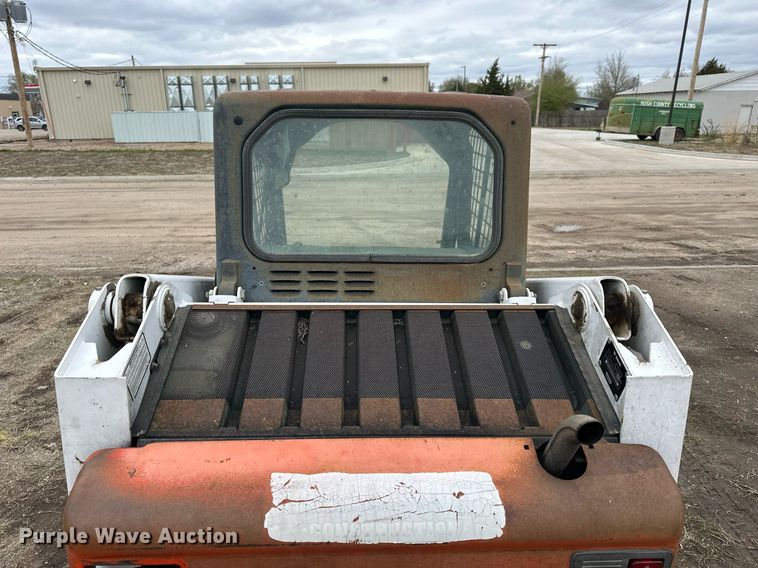 image for item KL9196 2005 Bobcat S130  skid steer loader