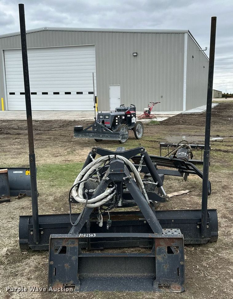 image for item KL9199 2010 Bobcat MI Grader 84  skid steer grader