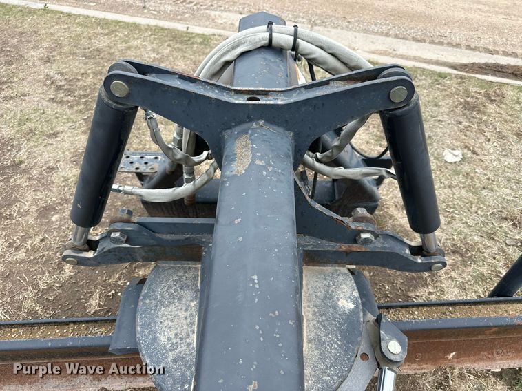 image for item KL9199 2010 Bobcat MI Grader 84  skid steer grader