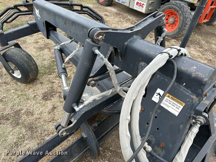 image for item KL9199 2010 Bobcat MI Grader 84  skid steer grader