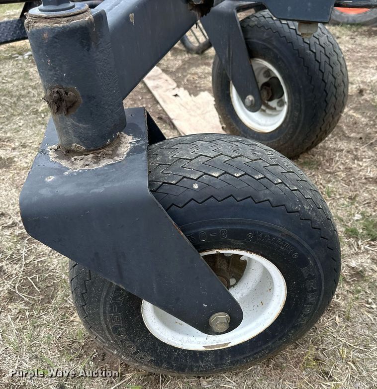 image for item KL9199 2010 Bobcat MI Grader 84  skid steer grader