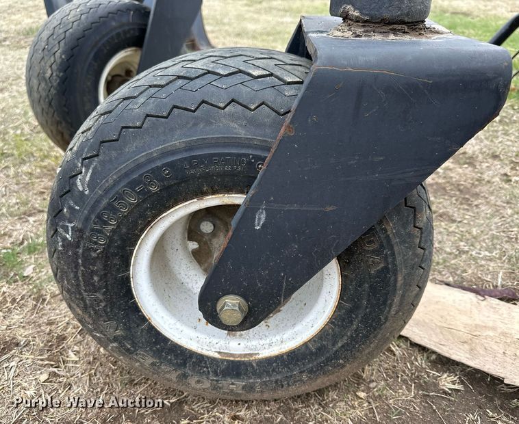 image for item KL9199 2010 Bobcat MI Grader 84  skid steer grader