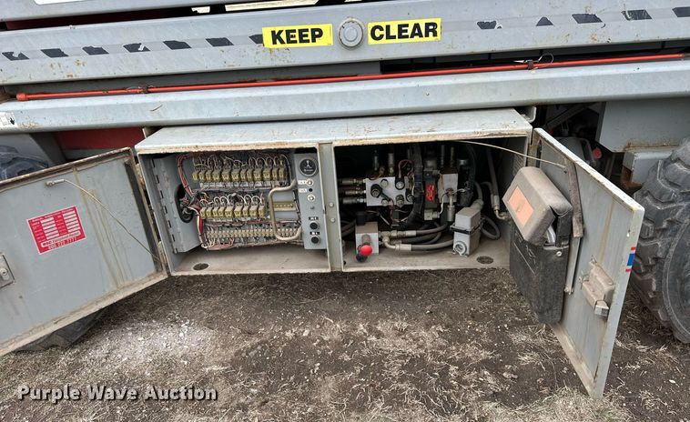 image for item KL9200 Skyjack SJ7127  scissor lift