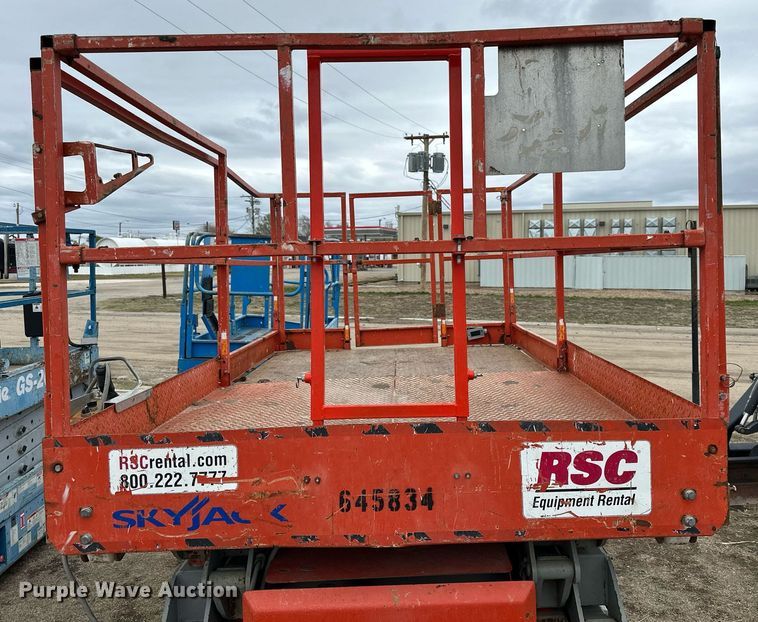 image for item KL9200 Skyjack SJ7127  scissor lift