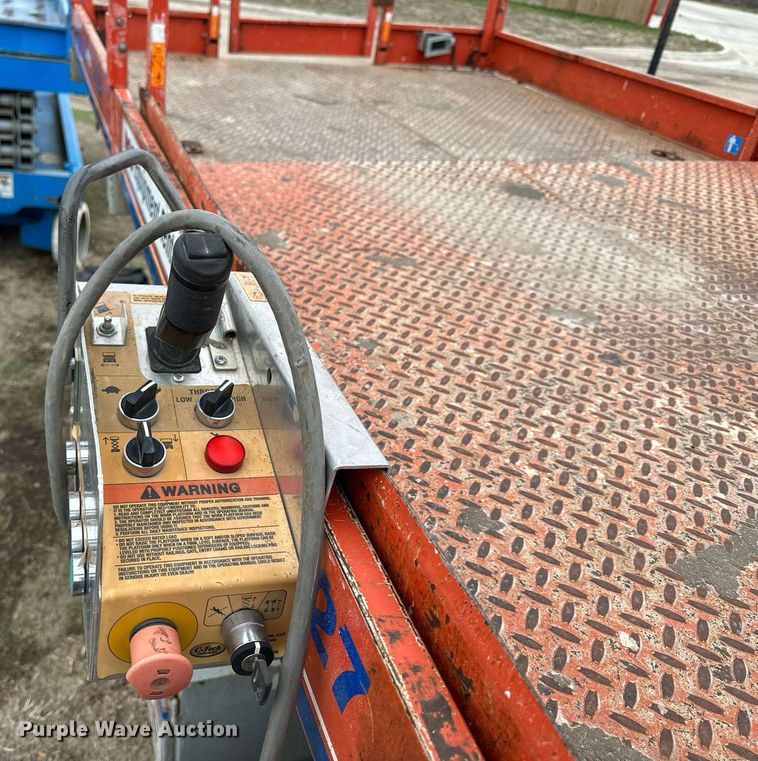 image for item KL9200 Skyjack SJ7127  scissor lift