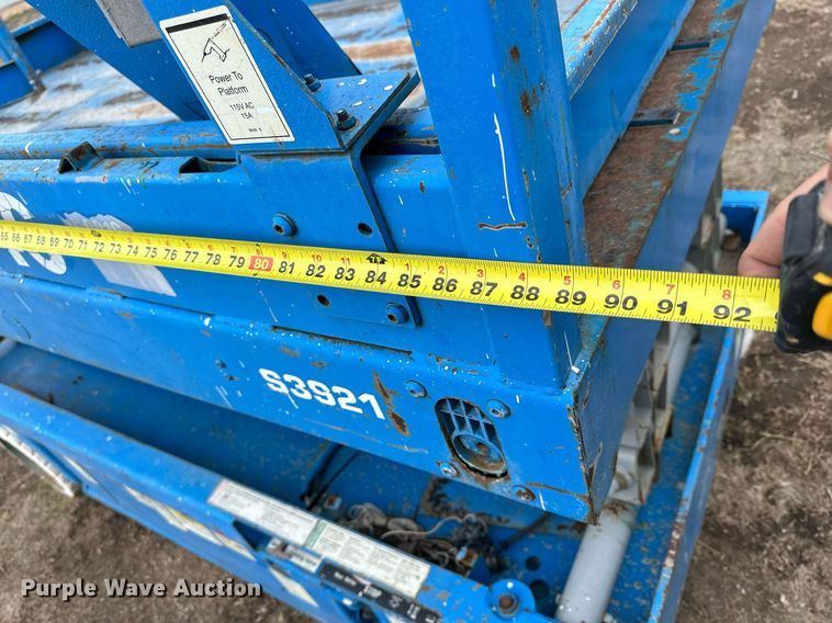 image for item KL9201 (2) scissor lifts