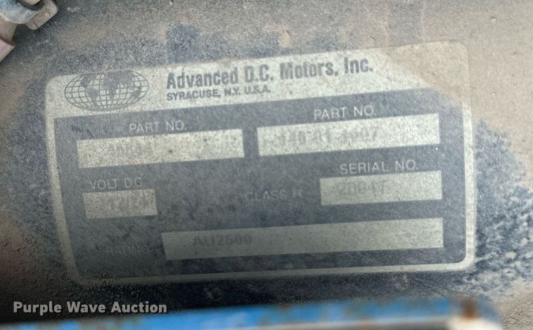 image for item KL9201 (2) scissor lifts