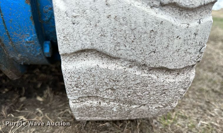 image for item KL9201 (2) scissor lifts