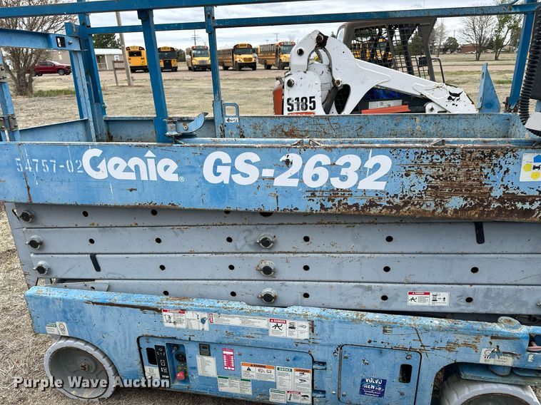 image for item KL9201 (2) scissor lifts