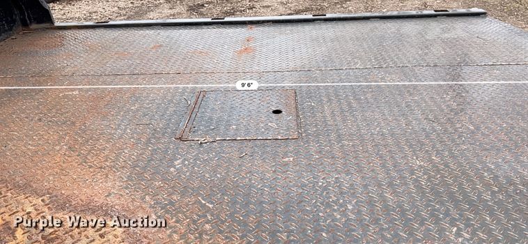 image for item KR9538 2007 Ford F350 Super Duty XL  SuperCab flatbed pickup truck