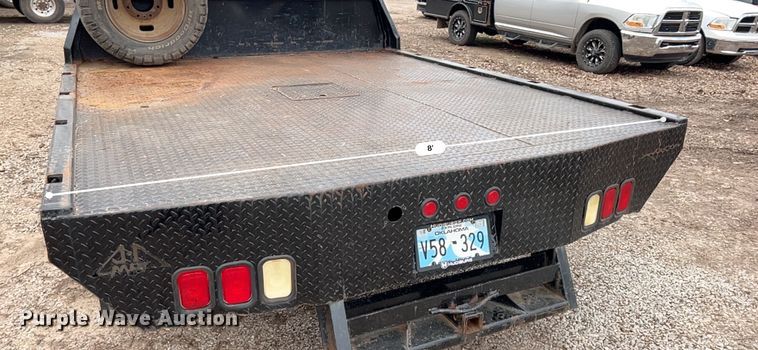 image for item KR9538 2007 Ford F350 Super Duty XL  SuperCab flatbed pickup truck