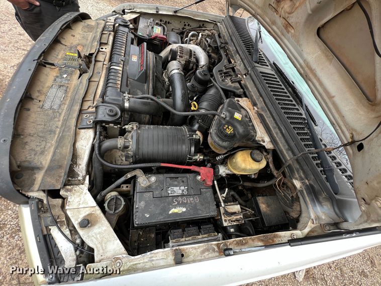 image for item KR9538 2007 Ford F350 Super Duty XL  SuperCab flatbed pickup truck