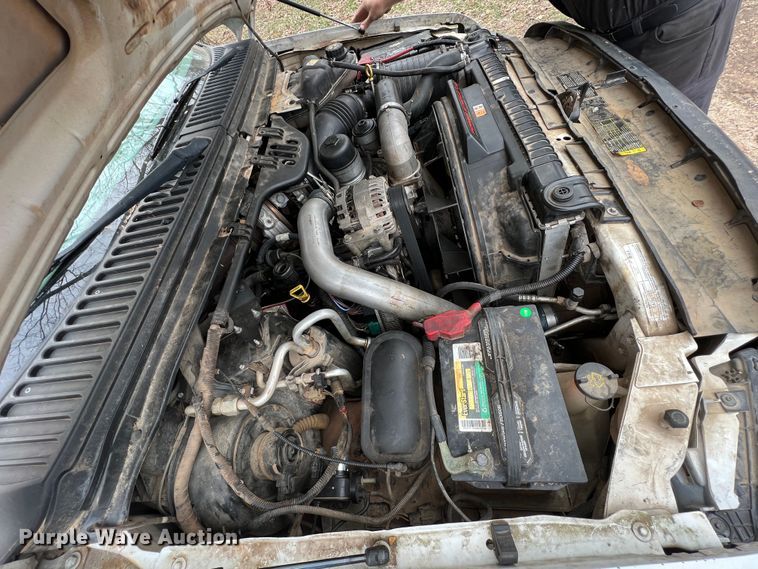 image for item KR9538 2007 Ford F350 Super Duty XL  SuperCab flatbed pickup truck