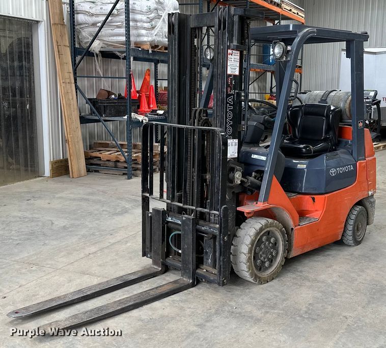 image for item KU9954 Toyota 7FGCU25  forklift