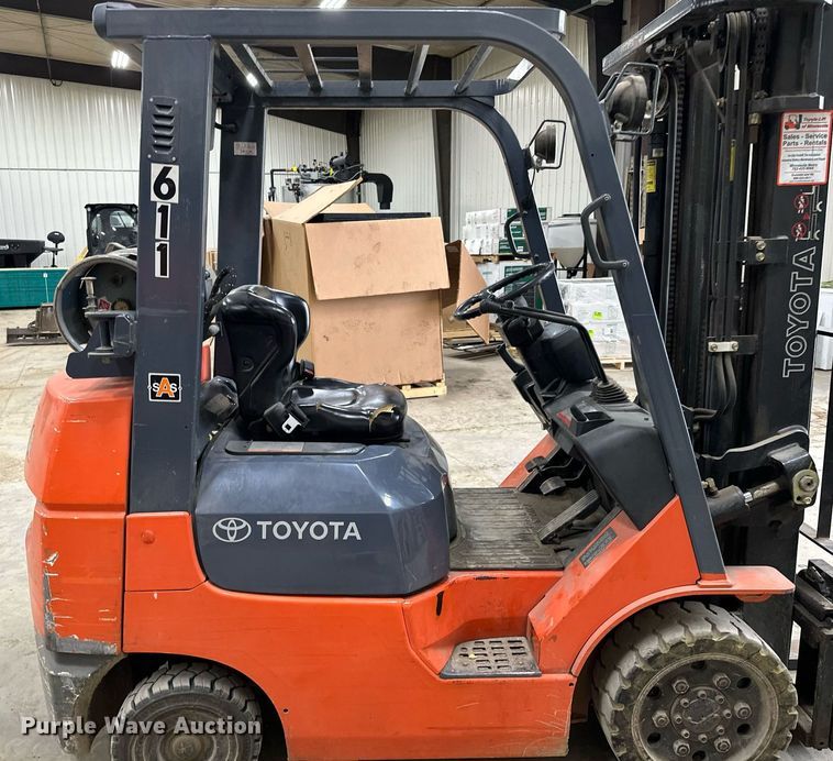 image for item KU9954 Toyota 7FGCU25  forklift