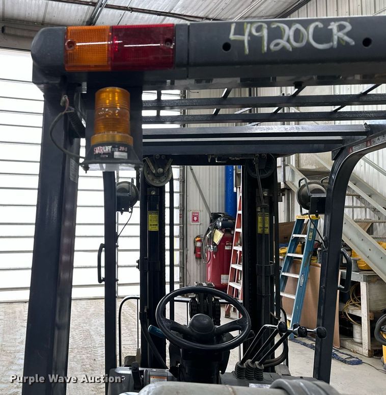 image for item KU9954 Toyota 7FGCU25  forklift