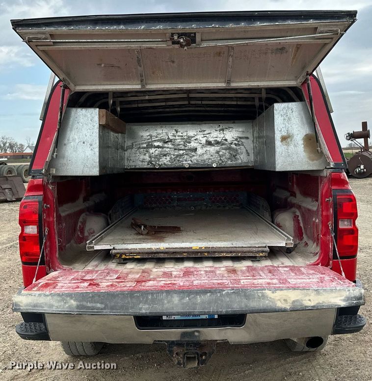 image for item KU9955 2015 Chevrolet Silverado 2500HD  pickup truck