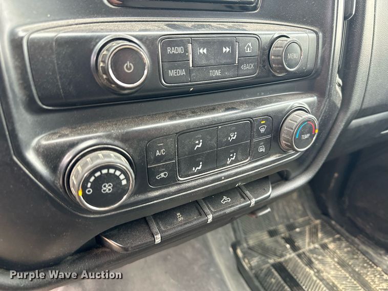 image for item KU9955 2015 Chevrolet Silverado 2500HD  pickup truck