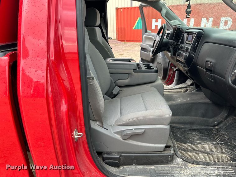 image for item KU9955 2015 Chevrolet Silverado 2500HD  pickup truck