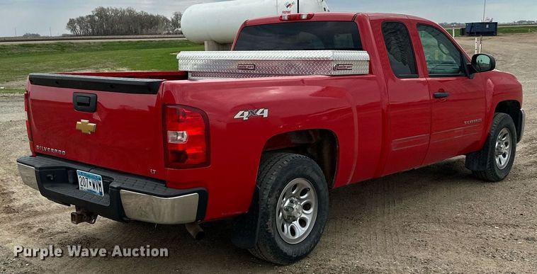 image for item KU9956 2013 Chevrolet Silverado 1500  Ext. Cab pickup truck