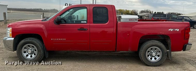 image for item KU9956 2013 Chevrolet Silverado 1500  Ext. Cab pickup truck