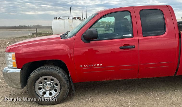 image for item KU9956 2013 Chevrolet Silverado 1500  Ext. Cab pickup truck