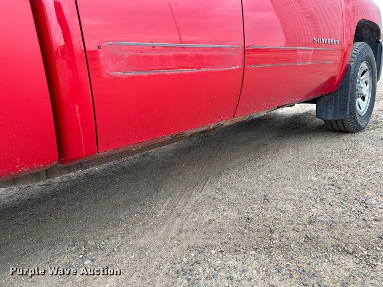 image for item KU9956 2013 Chevrolet Silverado 1500  Ext. Cab pickup truck