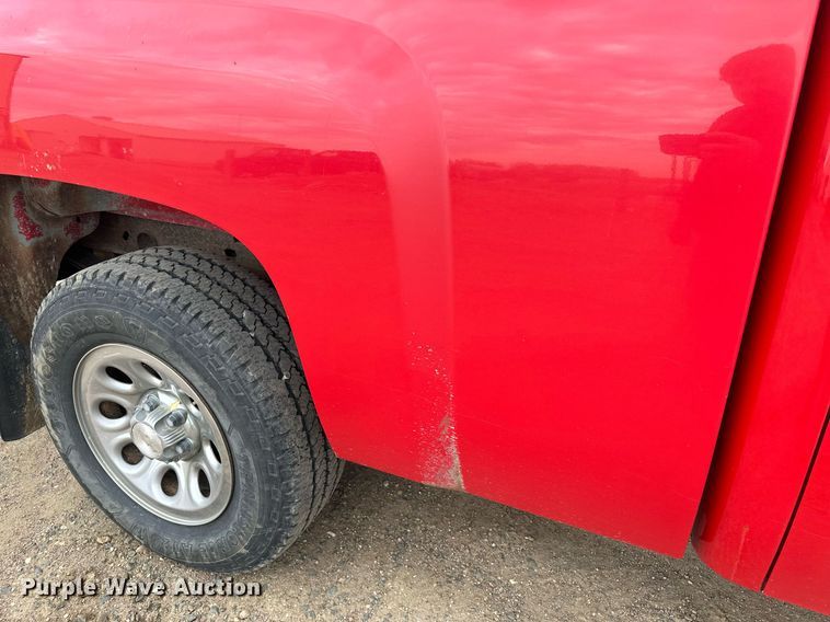 image for item KU9956 2013 Chevrolet Silverado 1500  Ext. Cab pickup truck