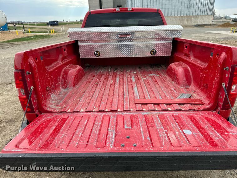 image for item KU9956 2013 Chevrolet Silverado 1500  Ext. Cab pickup truck