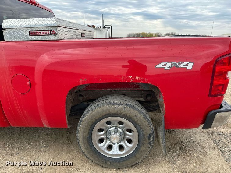 image for item KU9956 2013 Chevrolet Silverado 1500  Ext. Cab pickup truck