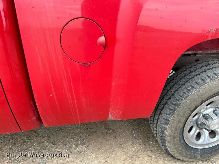 image for item KU9956 2013 Chevrolet Silverado 1500  Ext. Cab pickup truck