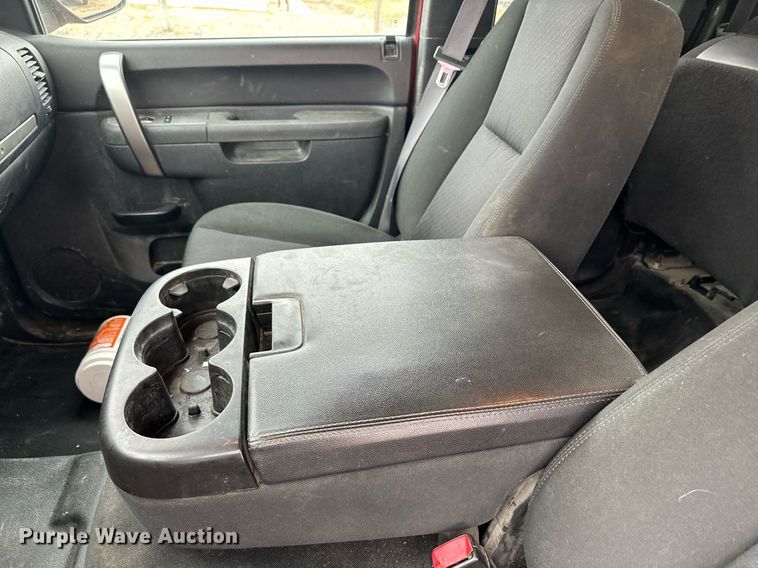 image for item KU9956 2013 Chevrolet Silverado 1500  Ext. Cab pickup truck