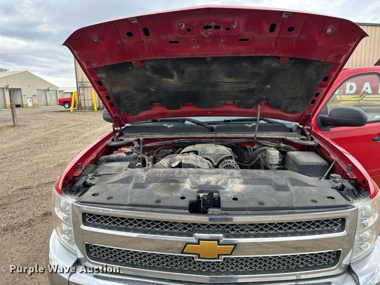 image for item KU9956 2013 Chevrolet Silverado 1500  Ext. Cab pickup truck