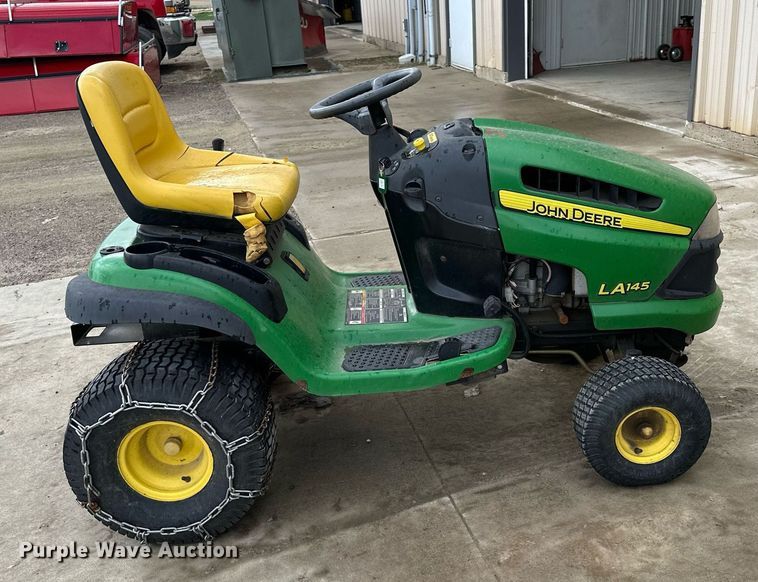 image for item KU9961 John Deere LA145  lawn mower