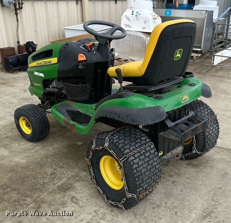image for item KU9961 John Deere LA145  lawn mower