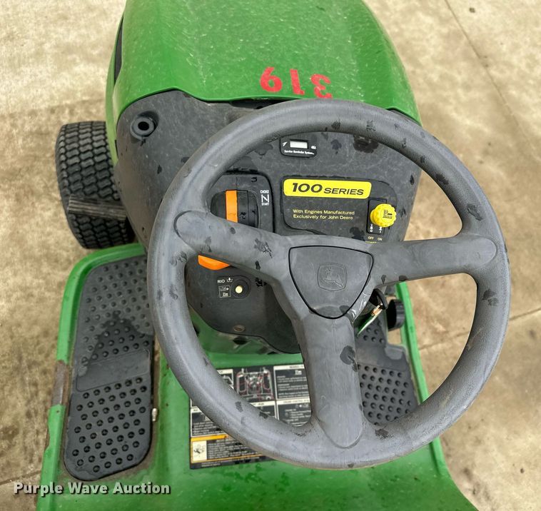 image for item KU9961 John Deere LA145  lawn mower