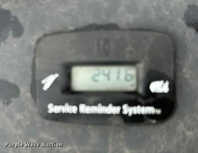 image for item KU9961 John Deere LA145  lawn mower