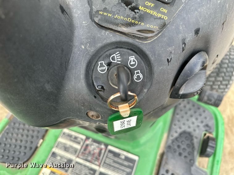 image for item KU9961 John Deere LA145  lawn mower