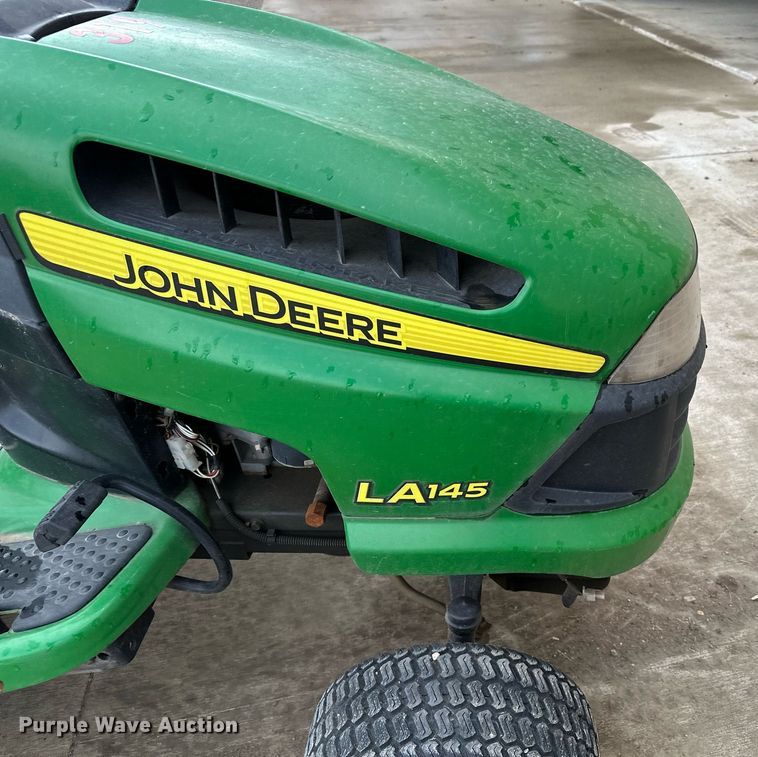 image for item KU9961 John Deere LA145  lawn mower