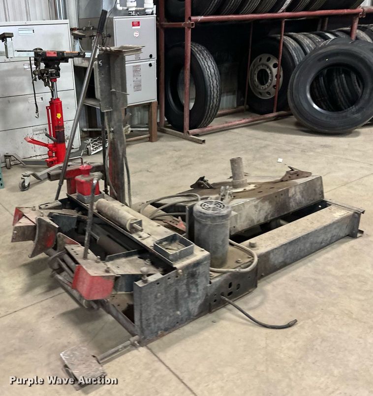 image for item KU9963 Coats 809300  tire machine