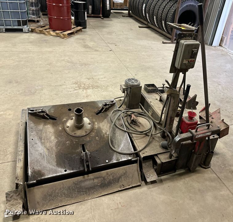 image for item KU9963 Coats 809300  tire machine