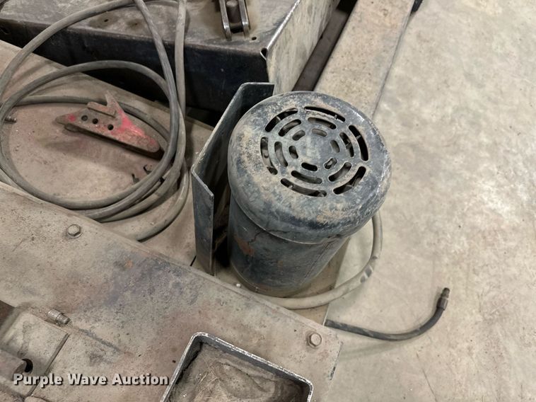 image for item KU9963 Coats 809300  tire machine