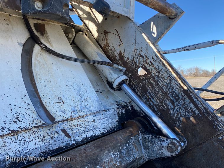 image for item KW9001 2007 Freightliner Business Class M2  refuse truck